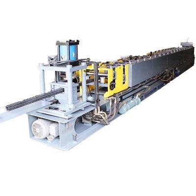 rotolo dello scaffale di stoccaggio 50Hz che forma taglio idraulico della macchina 25m/min Cr12