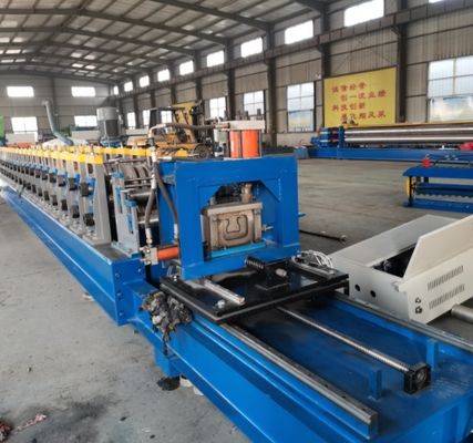 la formazione del rotolo della lamiera sottile 20m/min lavora il pallet a macchina idraulico dello scaffale