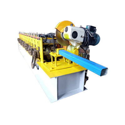 Rotolo del tubo dell'incanalamento dell'acqua che forma macchina 380V 12m/min
