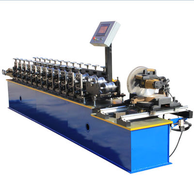rotolo d'acciaio dello sportello 3.2T che forma le stazioni della macchina 5.5KW 12