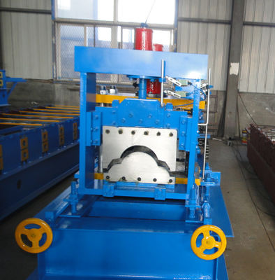 Taglio idraulico di iso della macchina di Ridge Steel Sheet Roll Forming