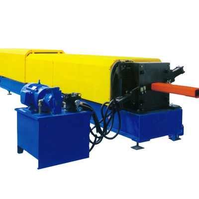 Rotolo quadrato del tubo dell'incanalamento che forma macchina 15m/min 4.2T